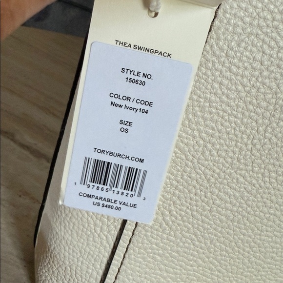 NWT, tory burch swingpack new ivory Leather crossbody - Picture 13 of 13